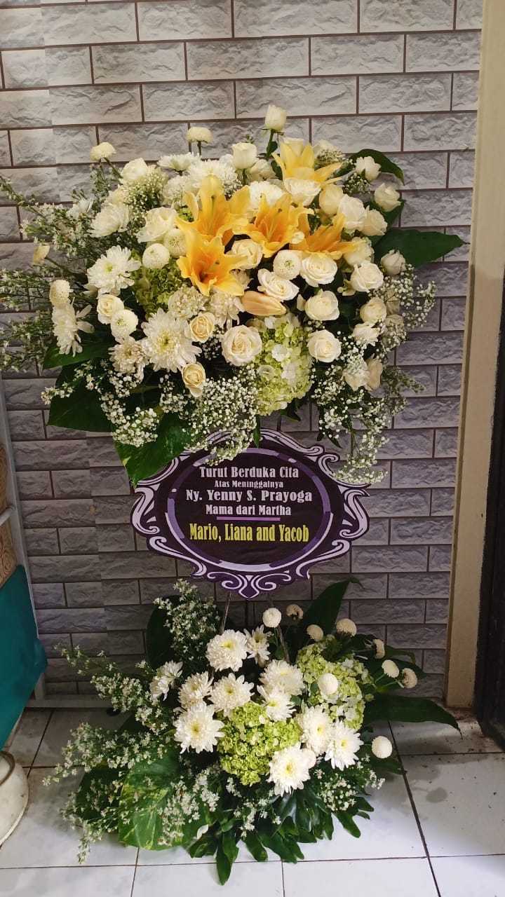 Standing Flower Dukacita Surabaya