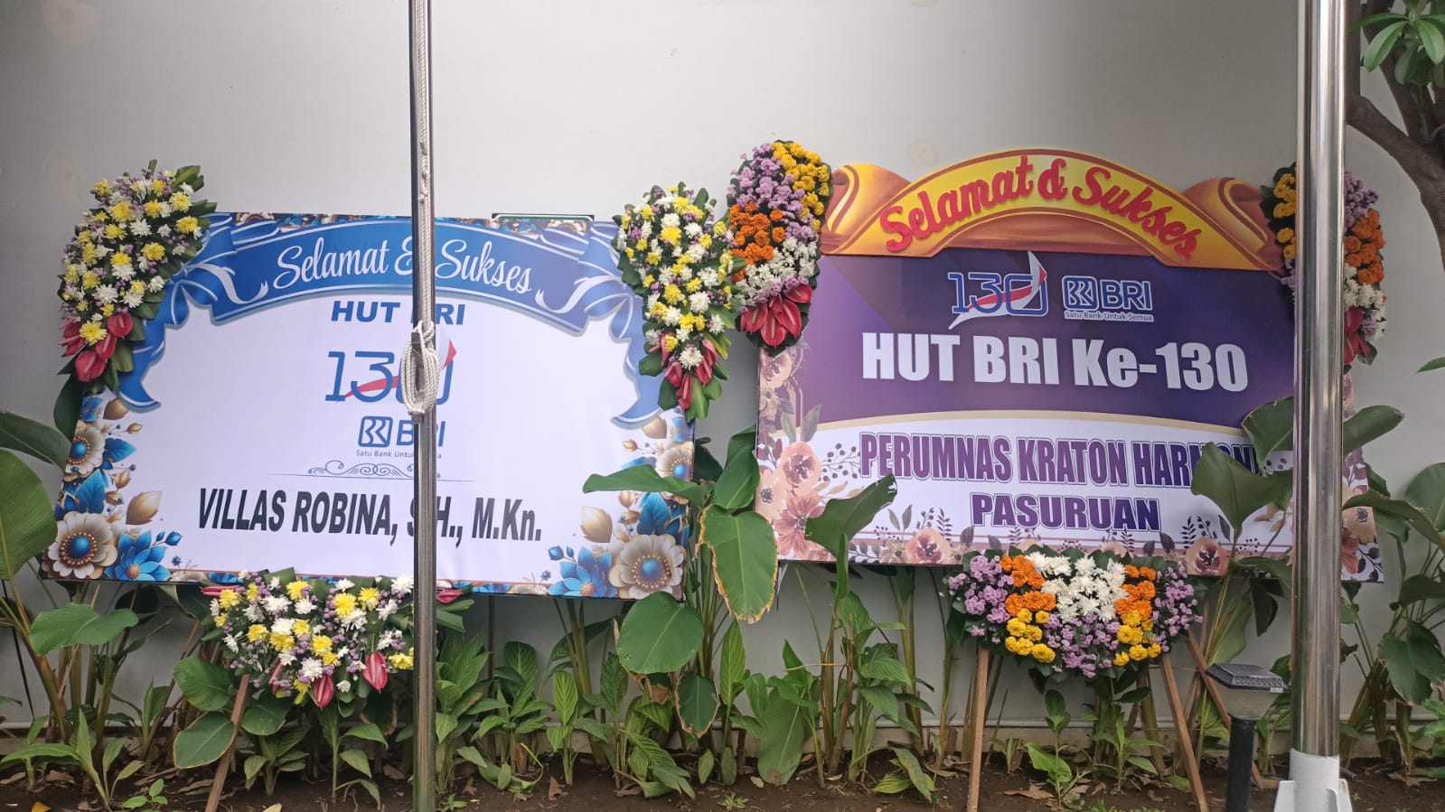 karangan bunga ucapan hut bri surabaya