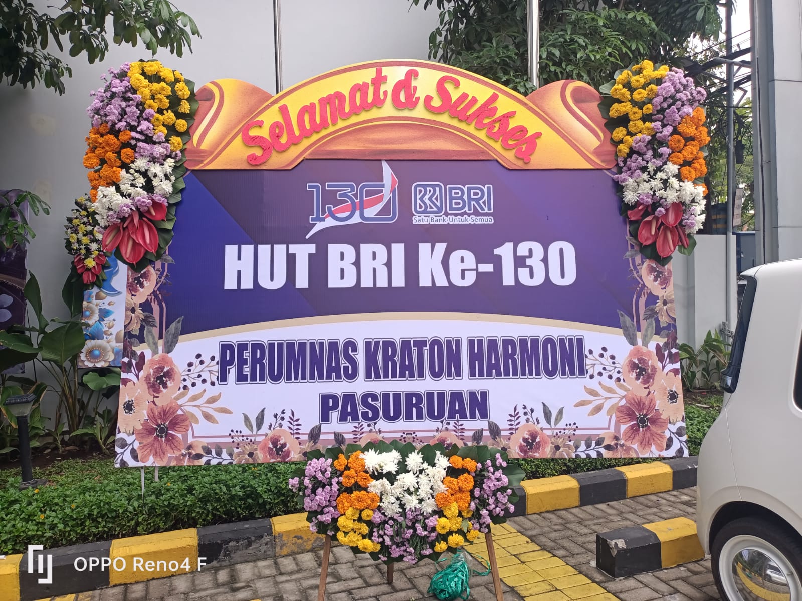 toko karangan bunga hut bri surabaya